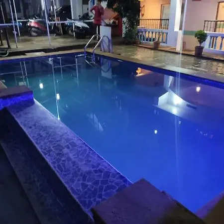 Zelosena Inn